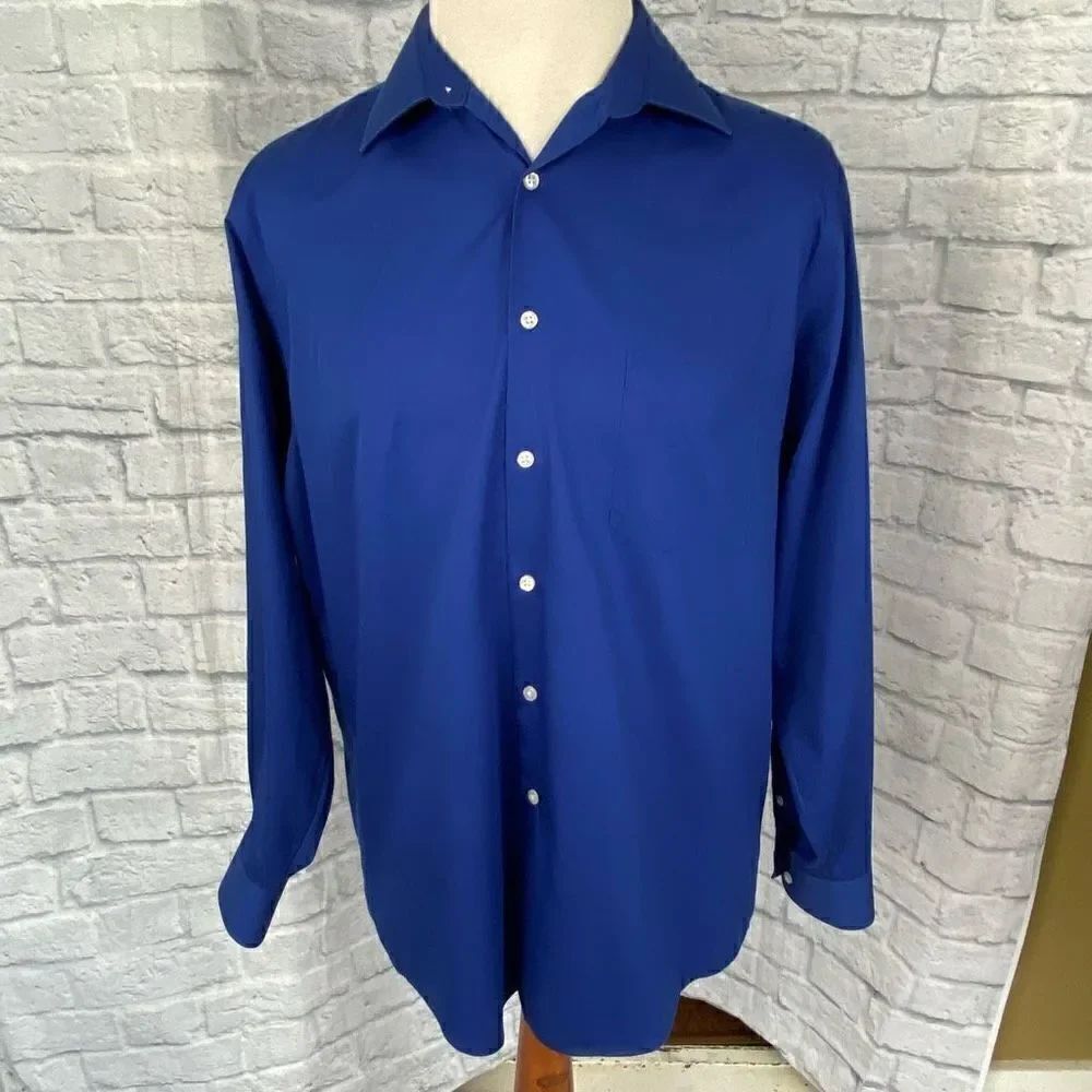 VanHeusen button down dress shirt men 17 34/35 blue Lux sateen no iron